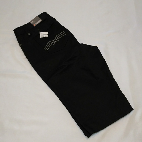 SPANNER "Slim Fit" Bermuda Shorts - Picture 4 of 4